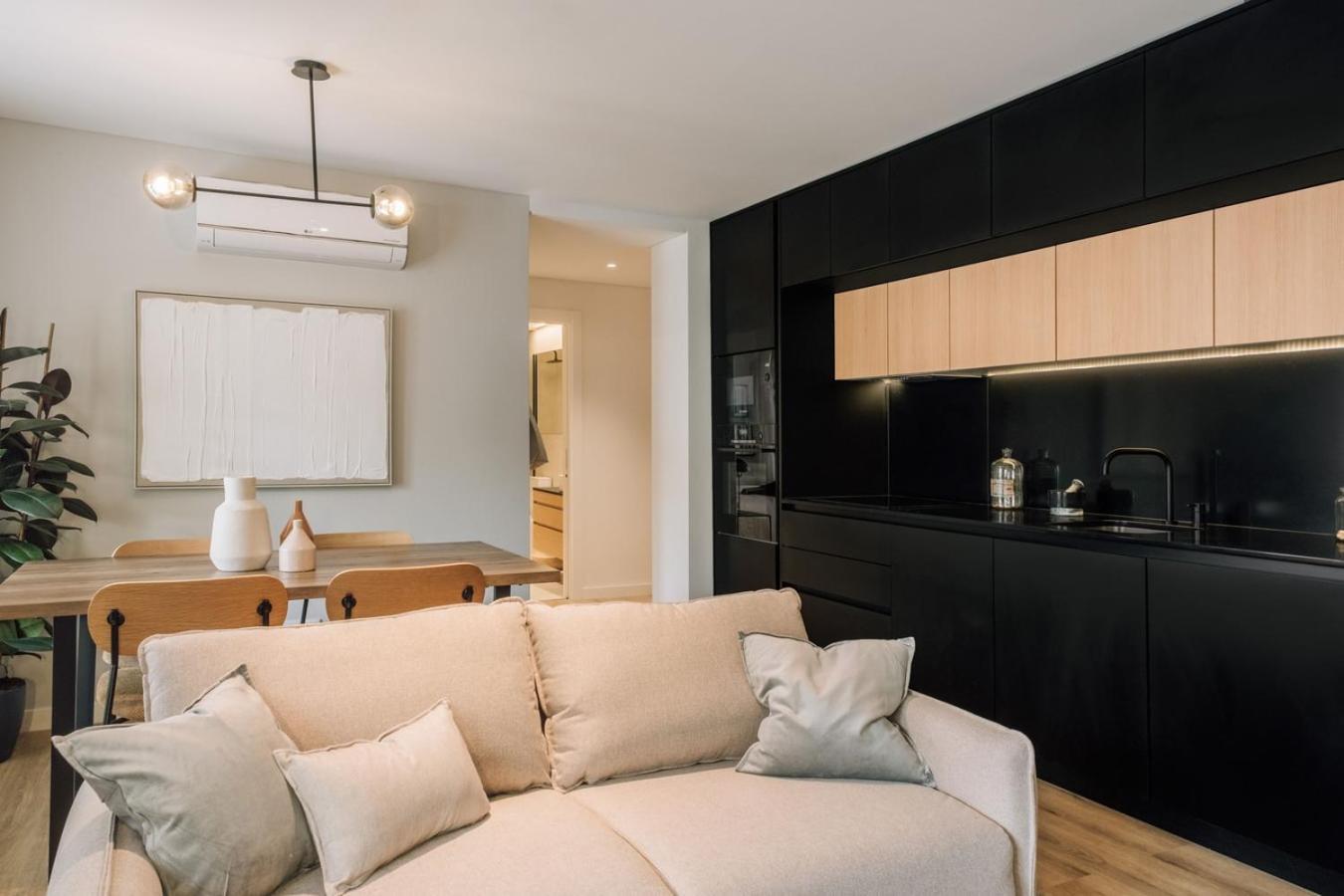 Comporta - 1 Bedroom And Parking In Parque Nacoes Apartamento *